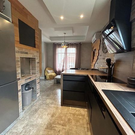 Comme A La Maison Narbonne Bagian luar foto