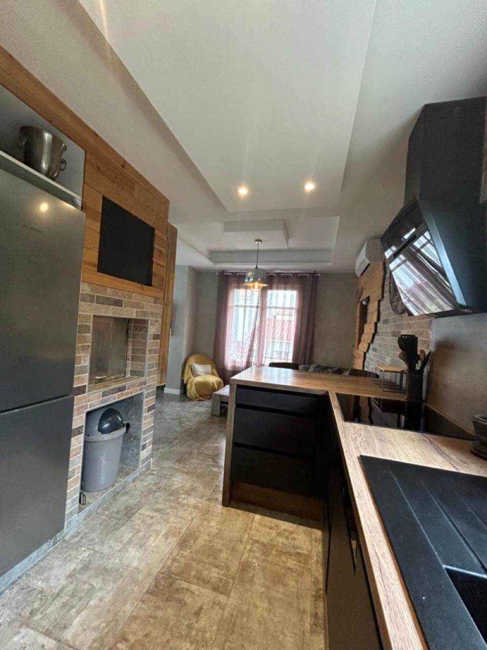 Comme A La Maison Narbonne Bagian luar foto
