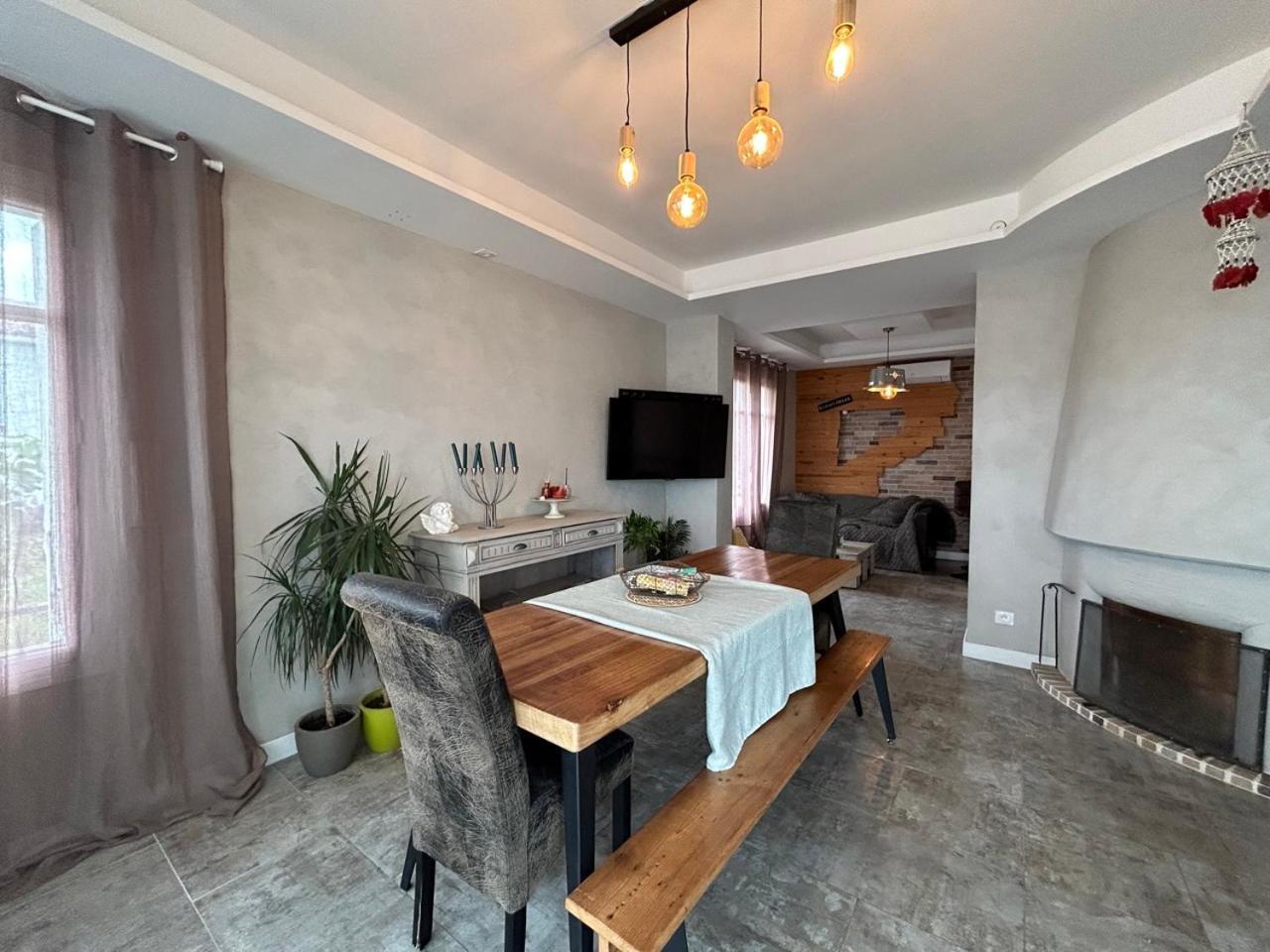 Comme A La Maison Narbonne Bagian luar foto