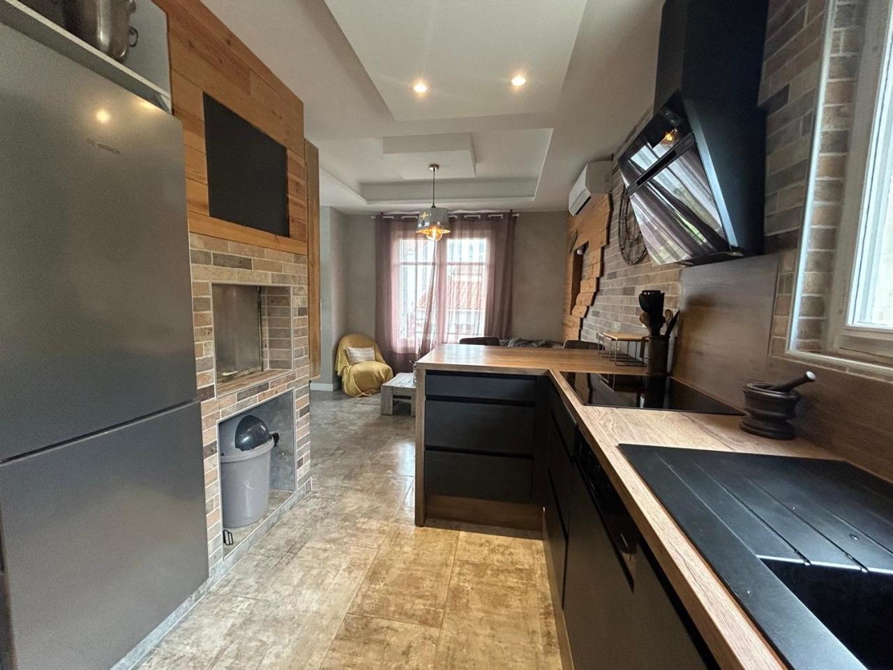 Comme A La Maison Narbonne Bagian luar foto