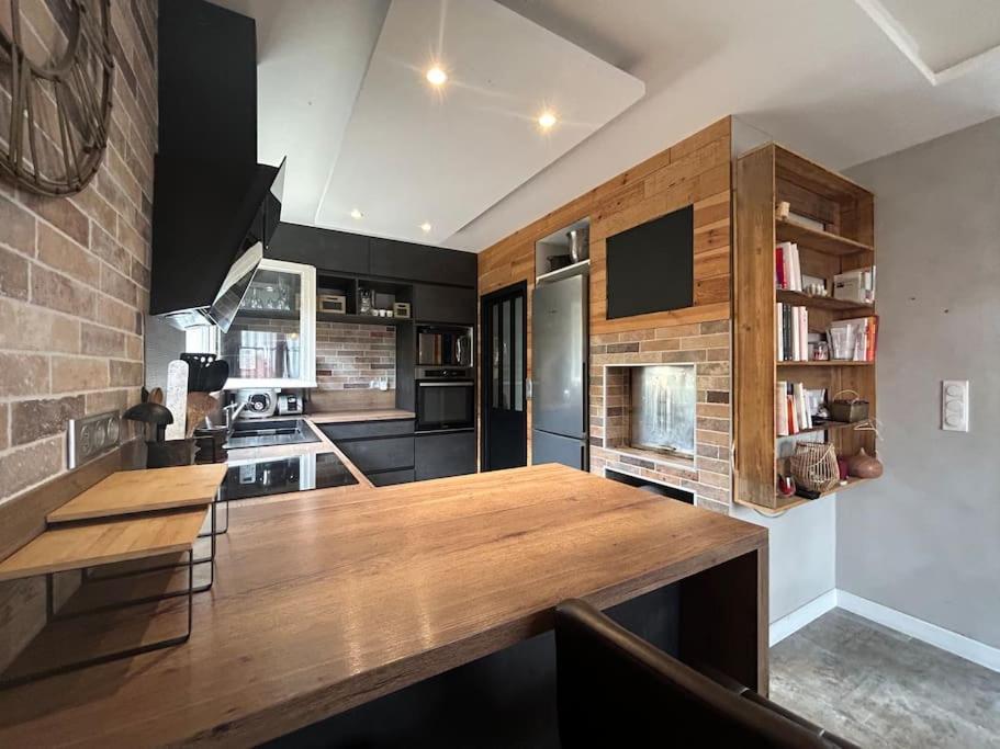 Comme A La Maison Narbonne Bagian luar foto